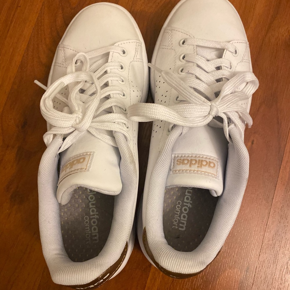 Adidas advantage shoes